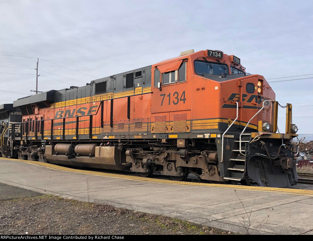 BNSF 7134